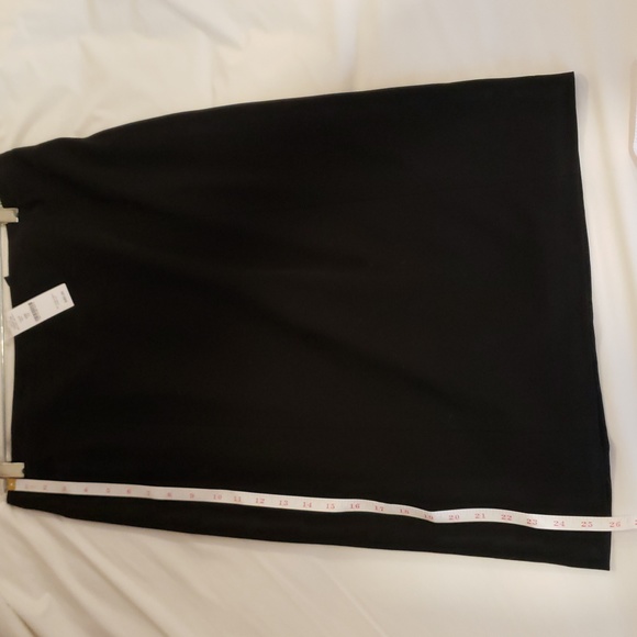 White House Black Market black skirt 26 length back zipper - Picture 3 of 6